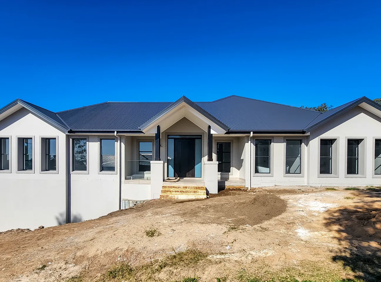 Acreage home on a large Hawkesbury block